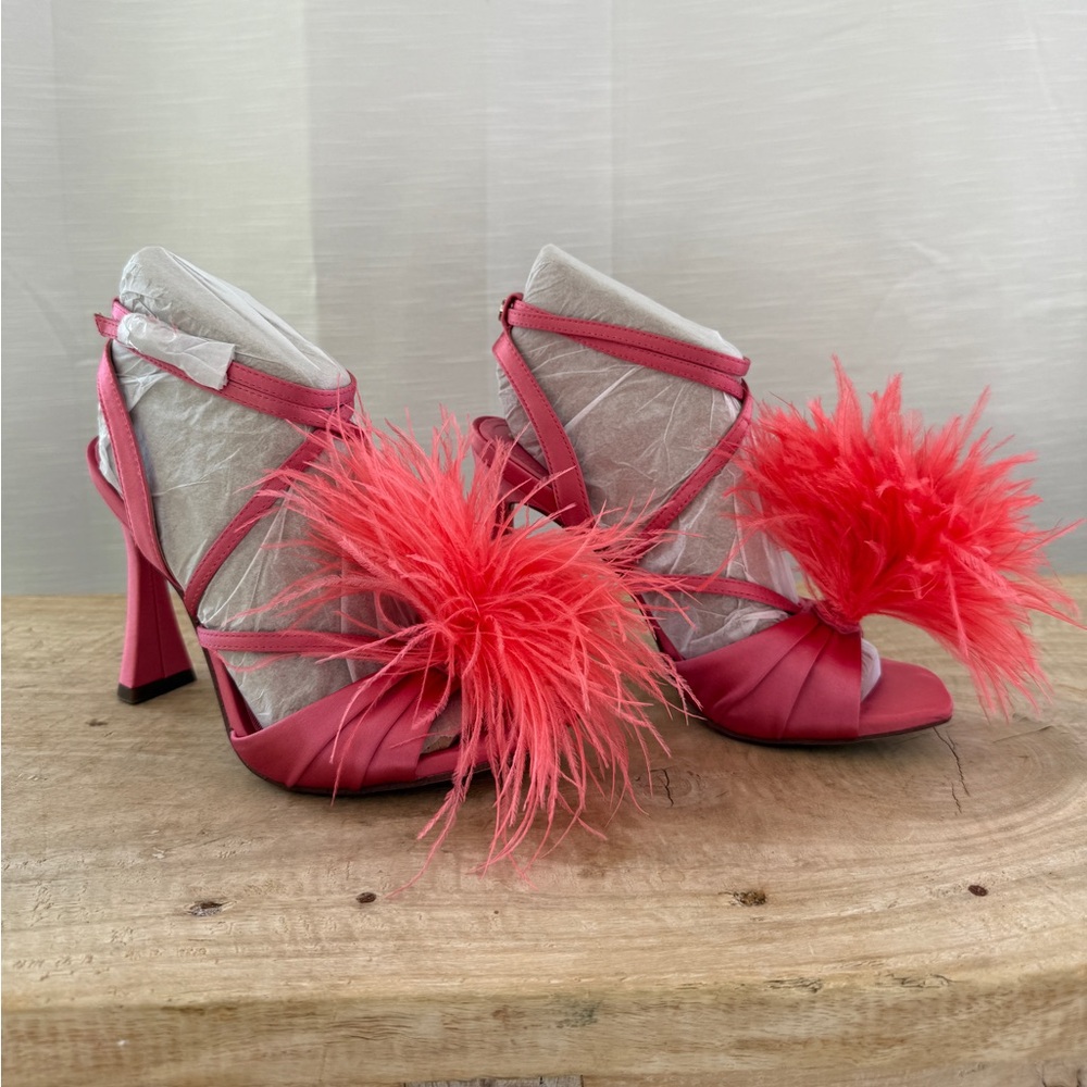 Sam Edelman Layton Feather Strappy Heels Rose Quartz Statement Sandal NWT Size 5 - Picture 11 of 16